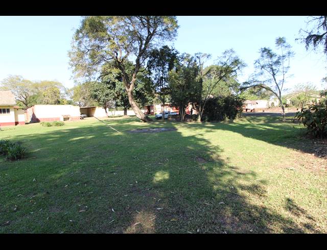 8,042M² HOTEL FOR SALE IN THORNVILLE